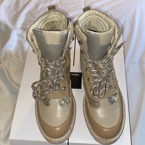 Dolce Vita, Tan casual boot size 8 1/2